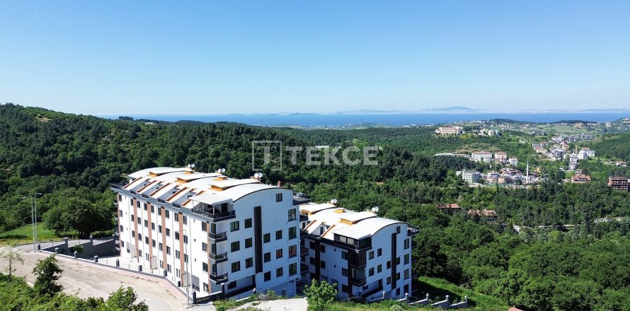 2+1 Apartment in Yalova, Turkey No. 184951