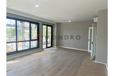 2+1 Wohnung  in Kartal, Istanbul, Türkei Nr. 152180 - 8