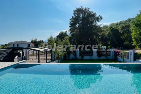 Villa for sale in Kemer, Antalya, Turkey, 4 bedrooms, 221m2, No. 147398 – photo 16