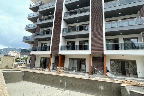 1+1 Apartment  in Tosmur, Alanya, Antalya, Turkey No. 114624