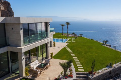 5+1 Villa  in Bodrum, Mugla, Türkei Nr. 192998