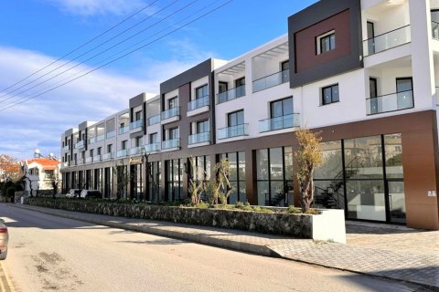 آپارتمان در Alsancak ، ترکیه 65 متر مربع. شماره 210583