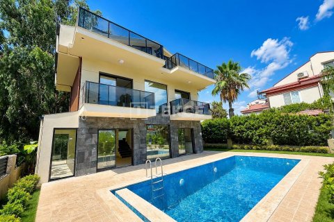 4+1 Villa  in Fethiye, Mugla, Türkei Nr. 210467