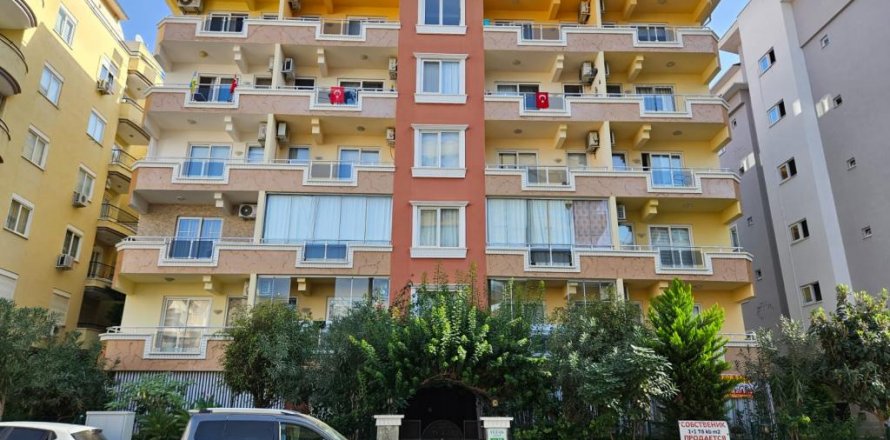 Apartment in Mahmutlar, Antalya, Turkey No. 153157