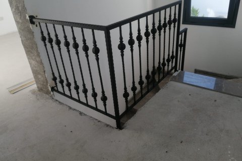 Villa  i Alsancak, Girne,  Nr. 12960 - 4