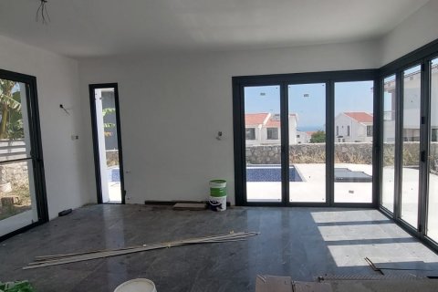 Villa  i Alsancak, Girne,  Nr. 12960 - 14