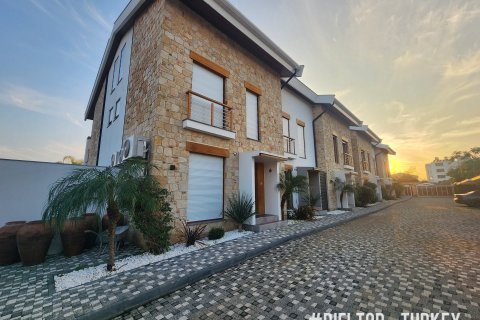 4+1 Takleilighet  i Side, Antalya, Tyrkia Nr. 184410