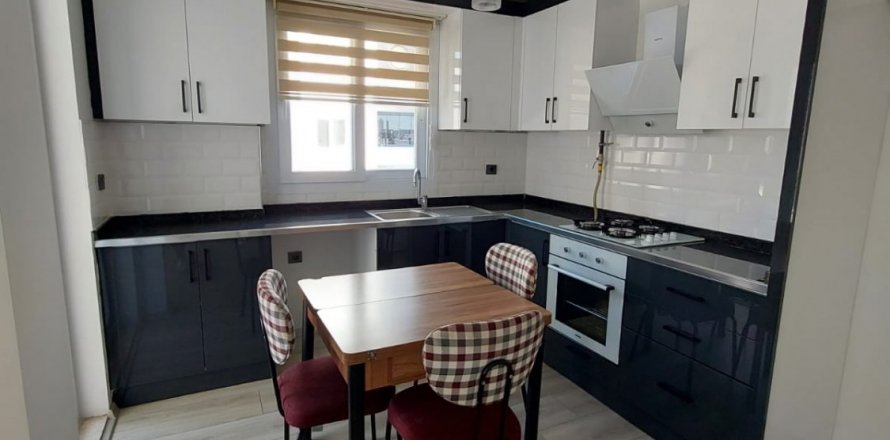 2+1 Lägenhet i Mezitli, Mersin, Turkiet Nr. 168603