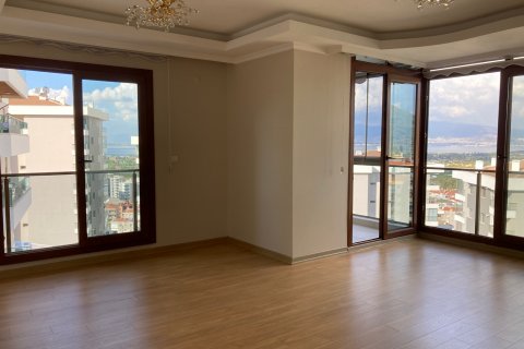 3+1 Leilighet  i Izmir, Tyrkia Nr. 185305 - 2