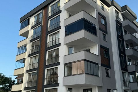 3+1 Apartment  in Trabzon, Turkey No. 167768