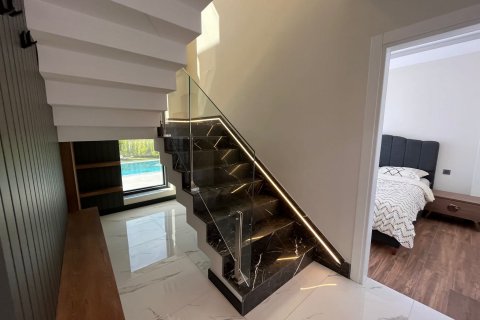 4+-3 Villa i Kusadasi, Aydin, Tyrkia Nr. 167533 - 4