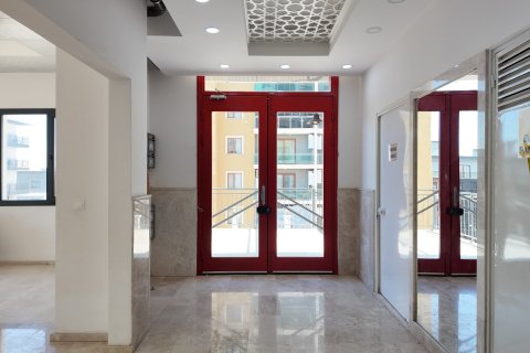 Daire 3+1 İzmir, Türkiye №185304 - 17