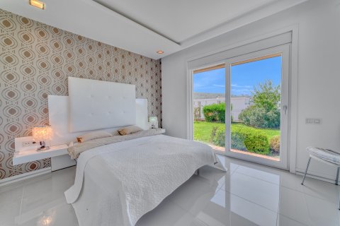 3+1 Villa in Kargicak, Alanya, Antalya, Türkei Nr. 165715 - 24
