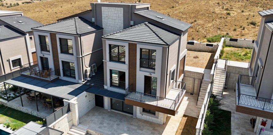 Villa i Izmir, Tyrkiet Nr. 194165