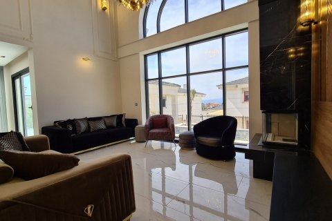 for sale  in Kusadasi, Aydin, Turkey, 4 bedrooms, 300m2, No. 169724 – photo 4