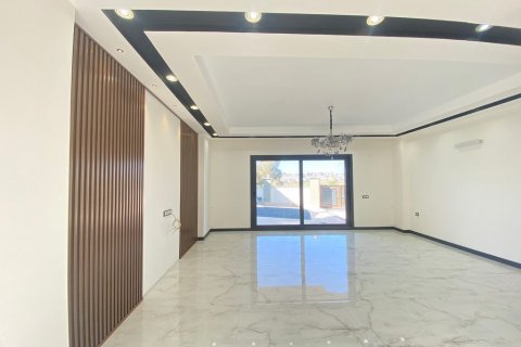 3+1 Villa in Didim, Aydin, Türkei Nr. 165302 - 5