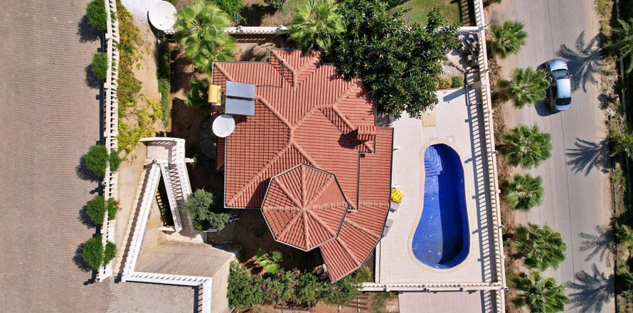 2+1 Villa  in Kargicak, Alanya, Antalya, Turkey No. 176131