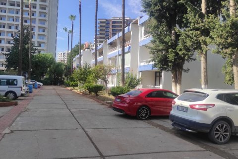 Apartment for sale  in Mersin, Turkey, 2 bedrooms, 80m2, No. 167305 – photo 25
