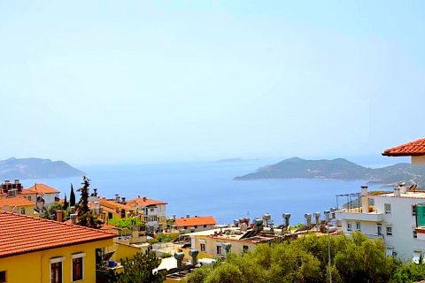 2+1 Apartment  in Kas, Antalya, Turkey No. 178295