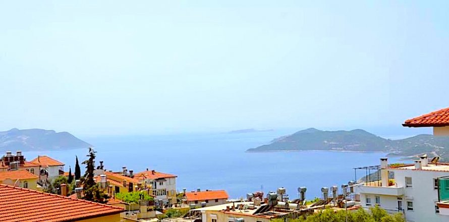 2+1 Wohnung  in Kas, Antalya, Türkei Nr. 178295
