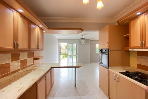 4+1 Villa in Didim, Aydin, Türkei Nr. 166650 - 11