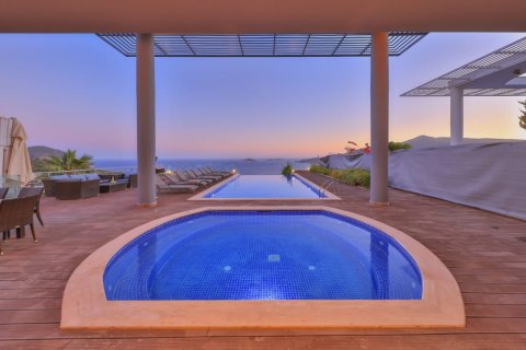 4+1 Villa  i Kalkan, Antalya, Turkiet Nr. 178233 - 6