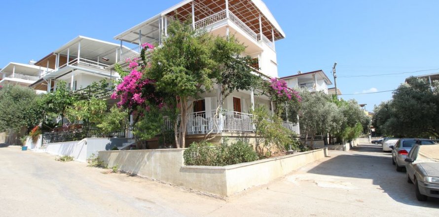 Villa  2+1  Didim, Aydın, Türkiye №165351
