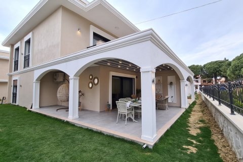 3+0 Villa  in Kusadasi, Aydin, Turkey No. 162911