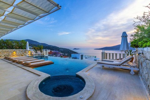 4+1 Villa  i Kalkan, Antalya, Turkiet Nr. 178236 - 18