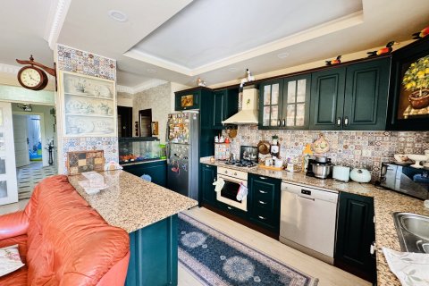 Продажа квартиры в Мерсине, Турция 2+1, 115м2, №177335 – фото 4