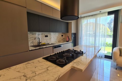 Продажа в Кушадасы, Айдыне, Турция, 200м2, №175435 – фото 10