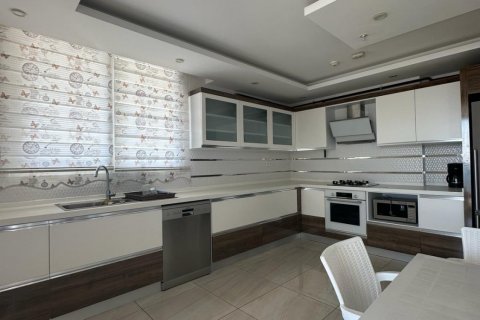 Apartment for sale  in Mersin, Turkey, 3 bedrooms, 200m2, No. 159784 – photo 13