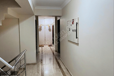 3+1 Wohnung in Izmir, Türkei Nr. 185905 - 15