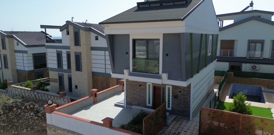 3+1 Villa in Didim, Aydin, Türkei Nr. 165398