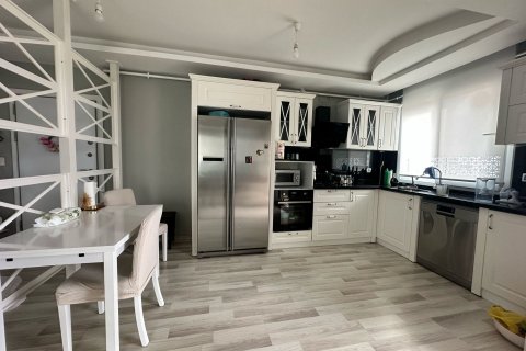 Apartment for sale  in Mersin, Turkey, 3 bedrooms, 130m2, No. 161339 – photo 3