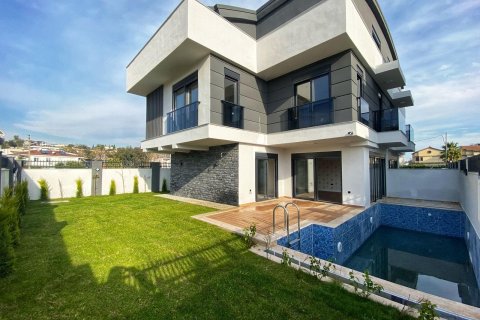 3+1 Villa in Kundu, Antalya, Turkey No. 178066