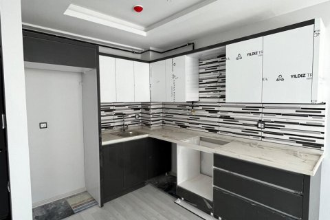 Продажа квартиры в Мерсине, Турция 2+1, 90м2, №164695 – фото 4