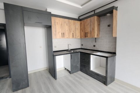 Продажа квартиры в Мерсине, Турция 1+1, 50м2, №163183 – фото 2