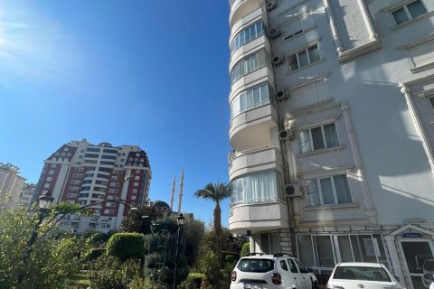 2+1 Lägenhet i Alanya, Antalya, Turkiet Nr. 184020 - 3