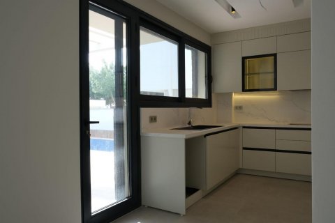 i Kusadasi, Aydin, Turkiet Nr. 169303 - 11