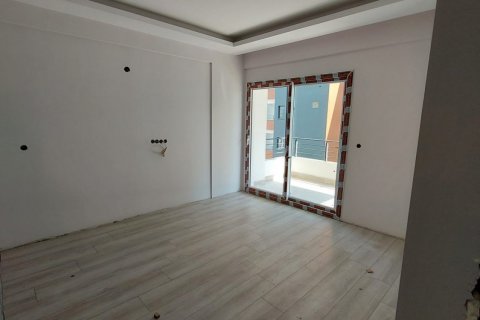 Продажа квартиры в Мерсине, Турция 1+1, 50м2, №162520 – фото 8