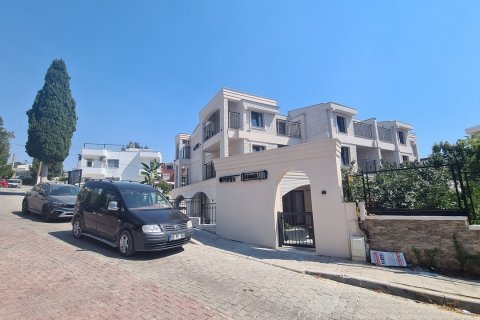 for sale in Kusadasi, Aydin, Turkey, 2 bedrooms, 65m2, No. 169723 – photo 3