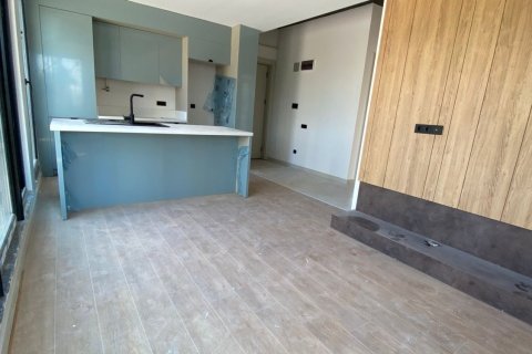 2+1 Wohnung  in Mersin, Türkei Nr. 169315 - 2