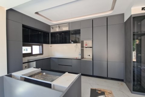 Villa 4+0 Kuşadası, Aydın, Türkiye №162908 - 3