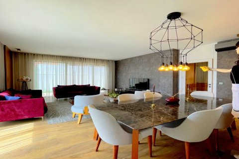 1+1 Wohnung in Bueyuekcekmece, Istanbul, Türkei Nr. 168546 - 3