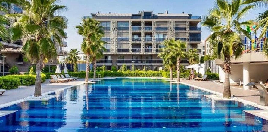 3+1 Lägenhet  i Konyaalti, Antalya, Turkiet Nr. 193583
