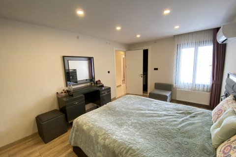 Продажа квартиры  в Измире, Турция 4+1, 220м2, №185433 – фото 7