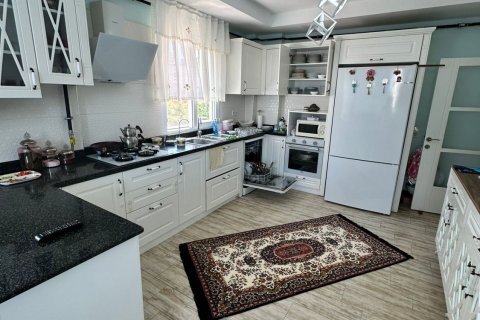 Apartment for sale  in Mersin, Turkey, 4 bedrooms, 170m2, No. 170502 – photo 5