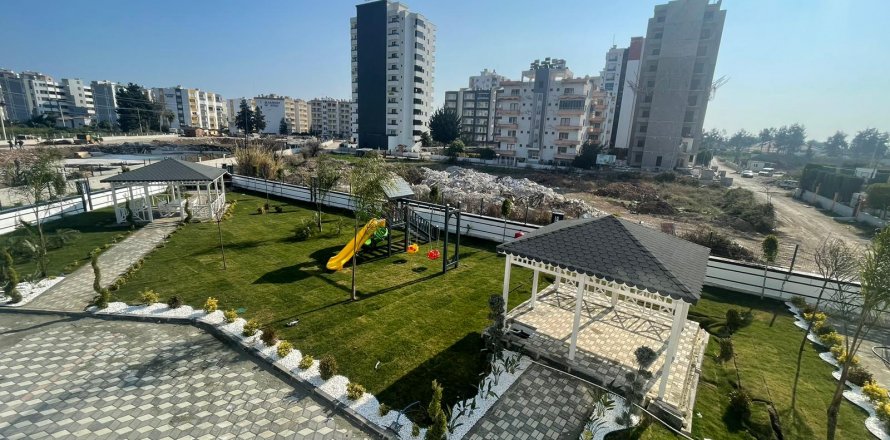 آپارتمان در  Mersin ، ترکیه 1 خوابه ، 75 متر مربع.  شماره 163290