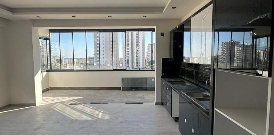 2+1 Wohnung in Mersin, Türkei Nr. 170083
